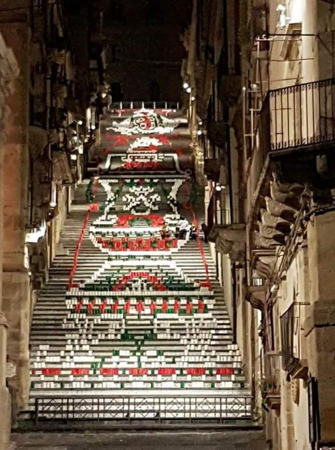 B&B Con Cucina La Ninfea Caltagirone Extérieur photo